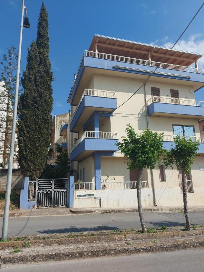 דירות Vincenti'S House קומיסו מראה חיצוני תמונה